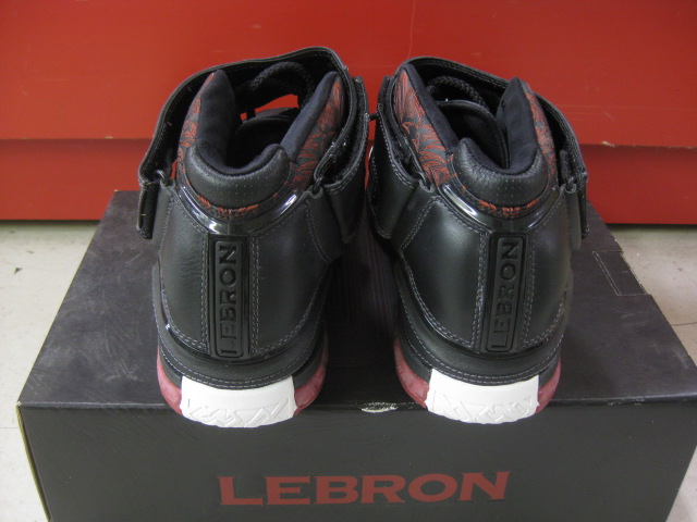 ナイキ ズーム レブロン2 バスケットボールシューズ 309378-001 NIKE ZOOM LEBRONⅡ サイズ：27cm ￥7,800