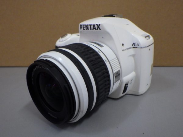 PENTAX ペンタックス デジタル一眼レフカメラ K-x レンズキット ホワイト smc PENTAX-DAL 1:3.5-5.6 18