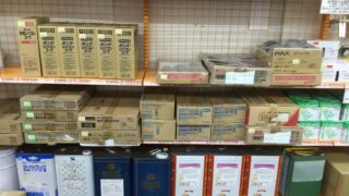 シリコンや釘まで　工具専門店スマイルサンタ松本店