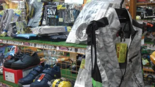 空調服売れてます。工具専門店 スマイルサンタ松本店