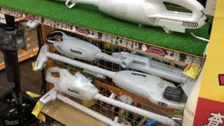 マキタ　ハイコーキ　コードレス掃除機あります！　工具専門店　スマイルサンタ松本店✨