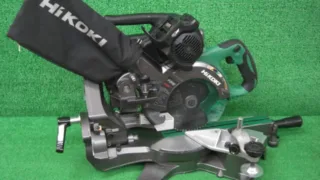 HiKOKI 165mmコードレス卓上スライド丸のこ C3606DRB入りました。工具専門店 スマイルサンタ松本店