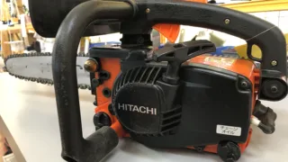 ヒタチ　CS33ECT　エンジンチェンソー　入荷しました！　工具専門店　スマイルサンタ松本店　