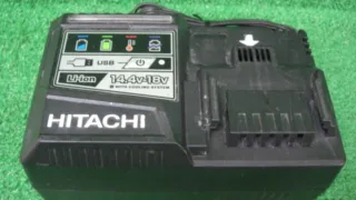 日立工機急速充電器 UC 18YSL3あります。工具専門店 スマイルサンタ松本店